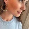 Hoops Multi Beads Blue, Handmade Golden Earrings - Afbeelding 2