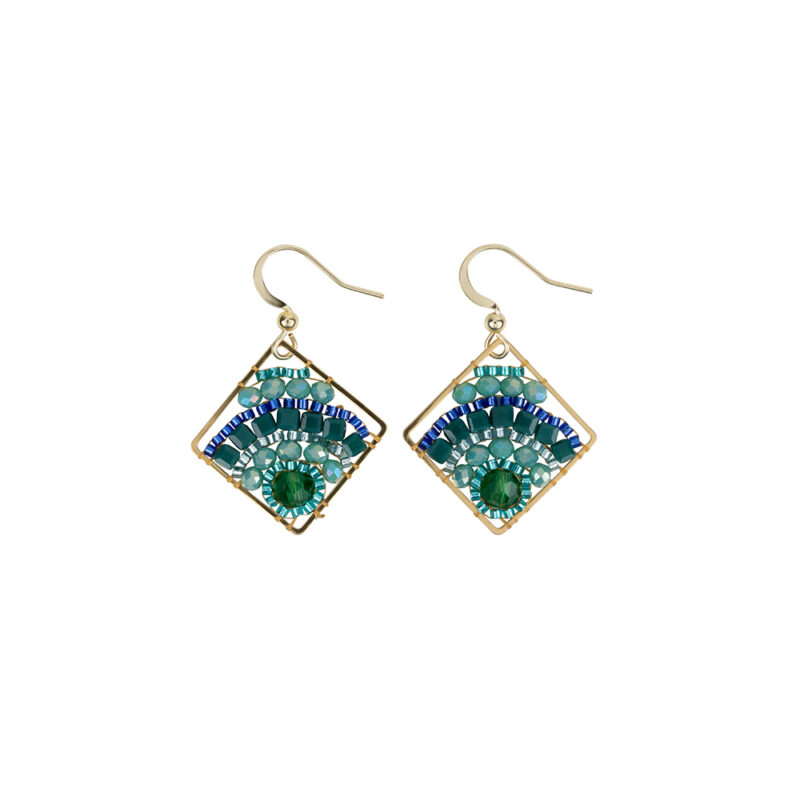 Oorbellen met turquoise blauwe kralen